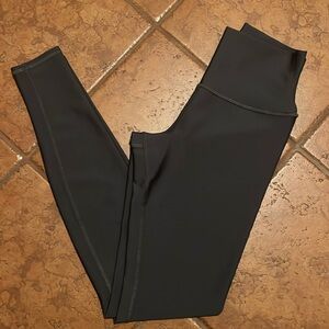 Alo Yoga High Waist Airlift Legging in Anthracite